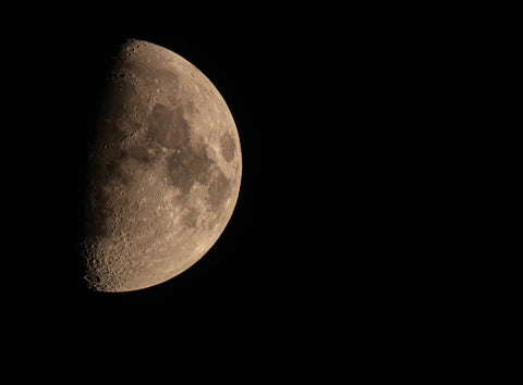 Tussen licht en schaduw